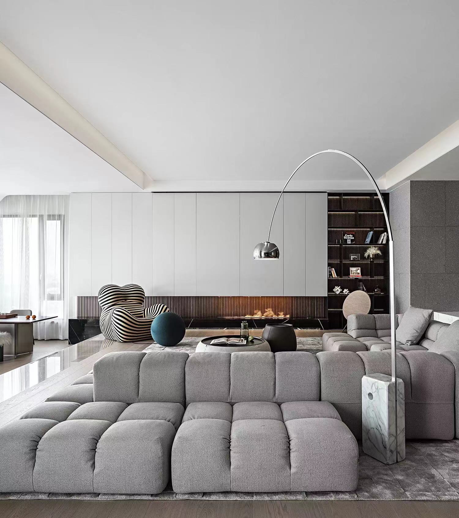 廣州案例實(shí)拍 | 682㎡一線(xiàn)江景大平層，且聽(tīng)江吟